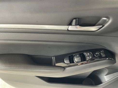 Used 2023 Nissan Altima 2.5 SV image 28