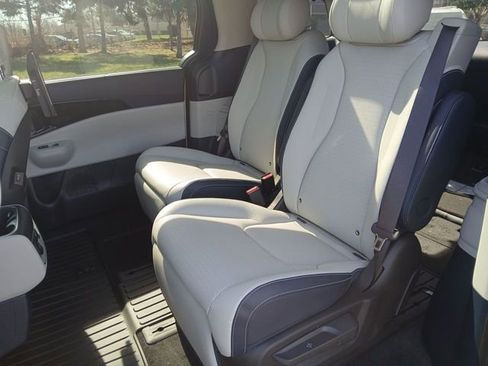 New 2026 Kia Carnival SX Prestige FWD image 23