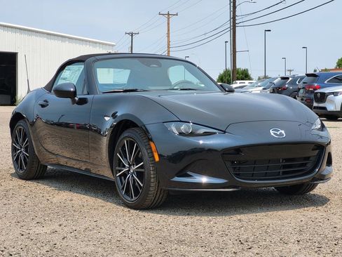 New 2025 MAZDA MX-5 Miata Grand Touring w/ Weather Package image 2