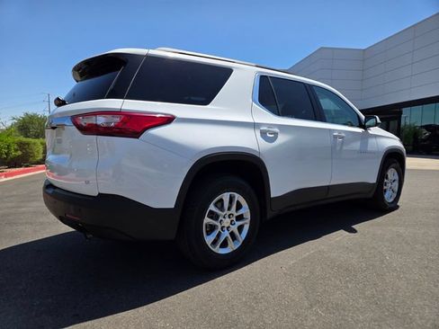 Used 2020 Chevrolet Traverse LT FWD image 5