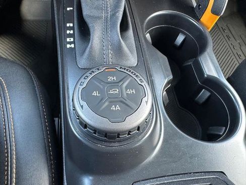 Certified 2024 Ford Bronco Badlands image 25