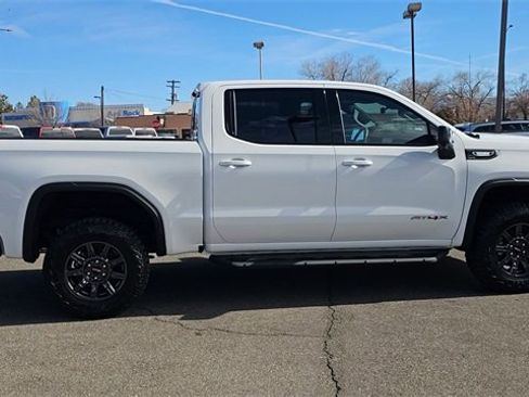 New 2026 GMC Sierra 1500 AT4X image 9