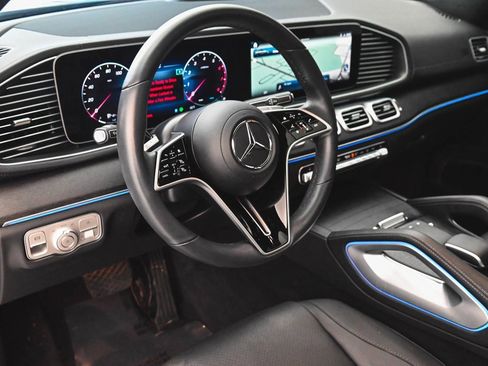 Used 2025 Mercedes-Benz GLE 450 GLE 450 w/ Night Package image 13