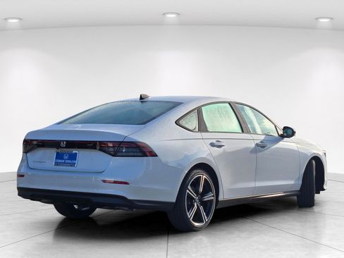 New 2026 Honda Accord SE image 4