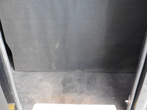 Used 2011 Ford E-450 and Econoline 450 Super Duty w/ Shuttle Bus Prep Pkg image 32