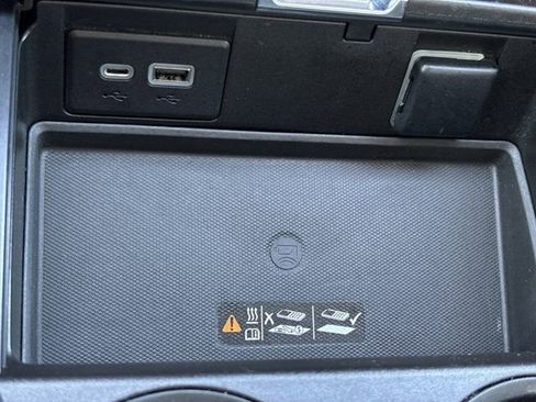 Used 2022 GMC Yukon Denali image 44