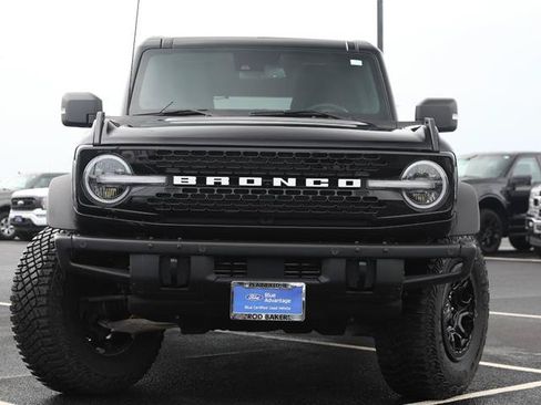 Certified 2022 Ford Bronco Wildtrak AWD/4WD image 2