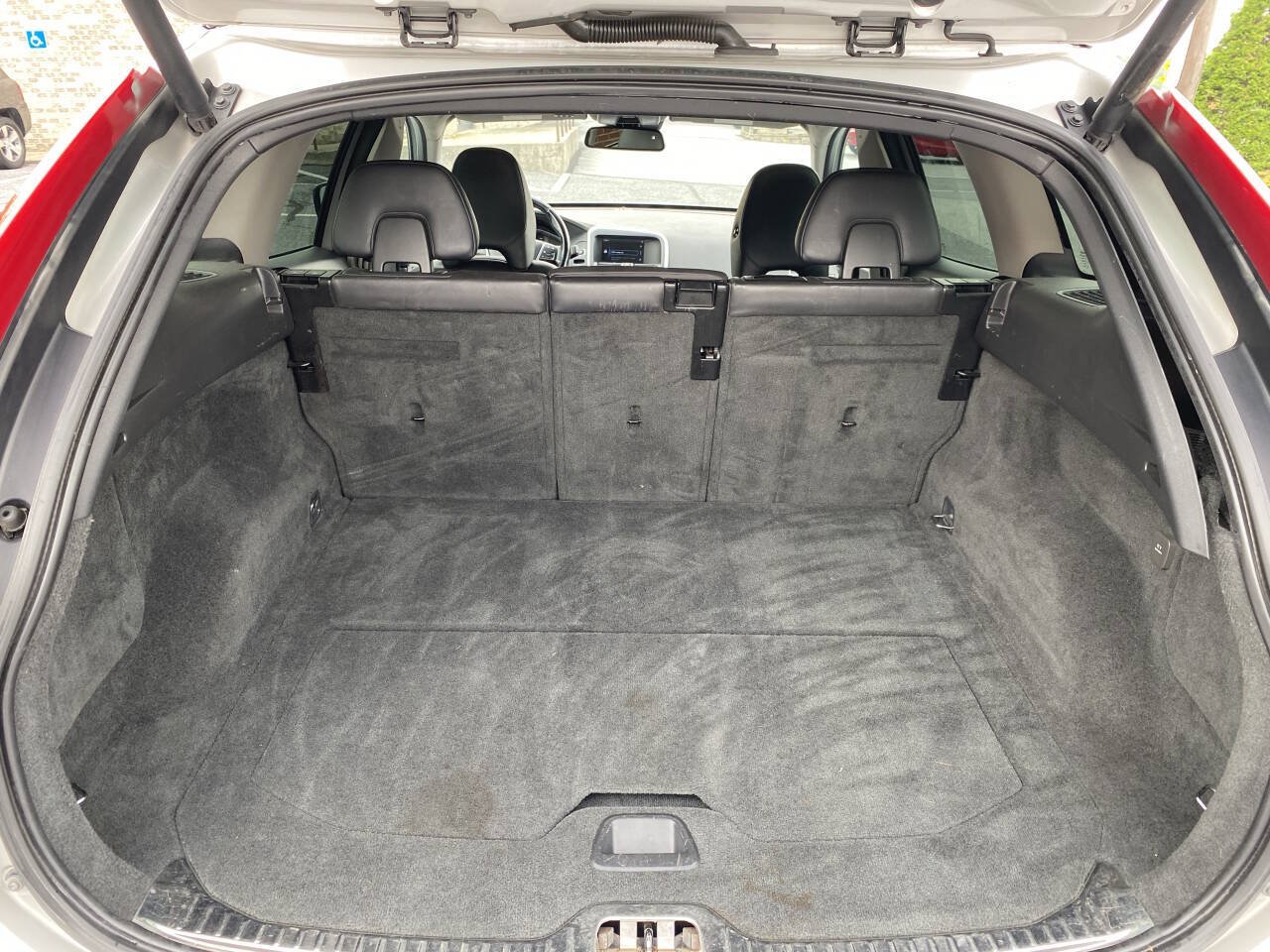 Used 2015 Volvo XC60 T6 Premier Plus AWD/4WD image 22