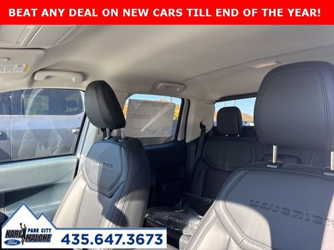 New 2025 Ford Maverick Lariat w/ Black Appearance Package image 9