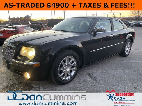 Used 2010 Chrysler 300 C w/ Luxury Group II image 1