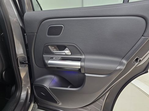 Certified 2023 Mercedes-Benz GLA 250 4MATIC image 25