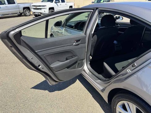 Used 2020 Hyundai Elantra Value Edition w/ Cargo Package (C1) FWD image 19