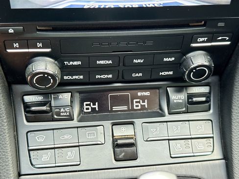 Used 2019 Porsche 718 Cayman GTS image 15