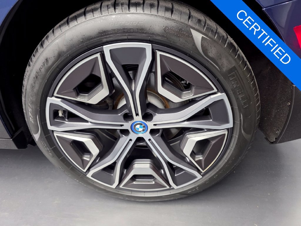 Certified 2024 BMW iX xDrive50 w/ Convenience Package AWD/4WD image 17