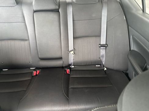 Used 2025 Nissan Altima 2.5 SV FWD image 38