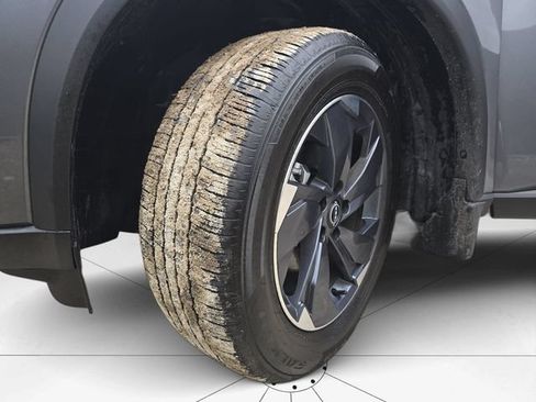 Used 2026 Nissan Rogue SV FWD image 39