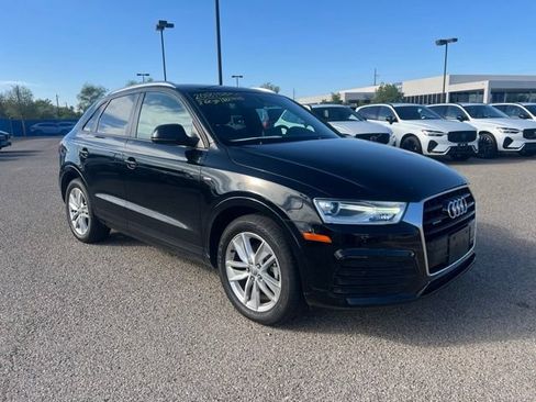 Used 2018 Audi Q3 2.0T Premium w/ Convenience Package AWD/4WD image 1