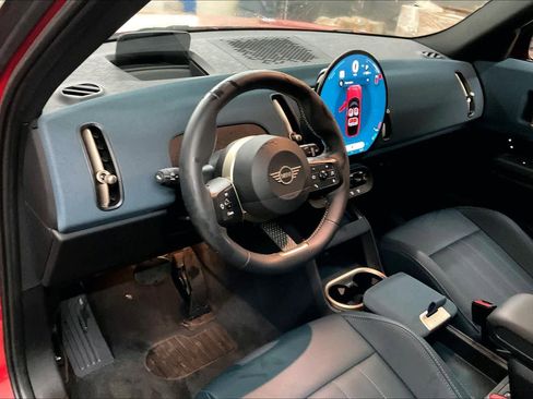 Certified 2025 MINI Cooper Countryman S image 16