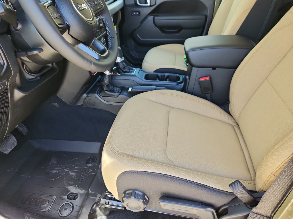 New 2026 Jeep Gladiator Willys AWD/4WD image 7