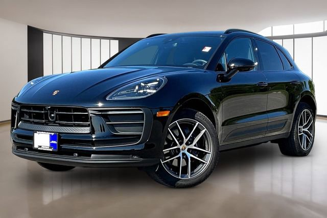 Used 2026 Porsche Macan AWD/4WD image 1