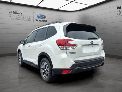 Used 2023 Subaru Forester Premium AWD/4WD image 7