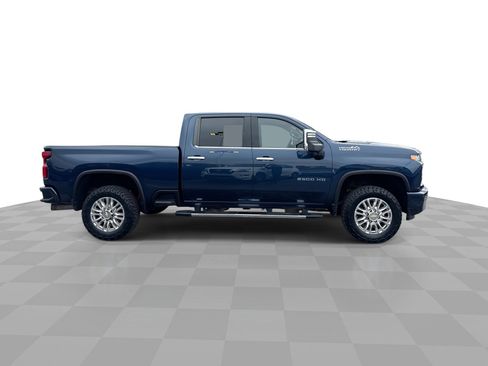 Used 2021 Chevrolet Silverado 2500 High Country w/ Z71 Off-Road Package image 9
