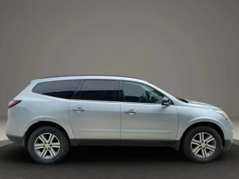 Used 2015 Chevrolet Traverse LT AWD/4WD image 4
