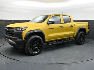 Used 2024 Chevrolet Colorado Trail Boss w/ LPO, Dark Essentials Package AWD/4WD video 1
