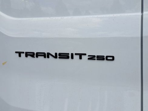 New 2026 Ford Transit 250 148 Medium Roof w/ Load Area Protection Package RWD image 10