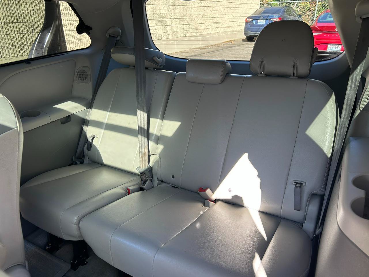 Used 2012 Toyota Sienna Limited w/ Premium Pkg AWD/4WD image 16