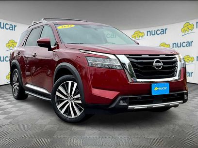 Certified 2022 Nissan Pathfinder Platinum w/ Cargo Package