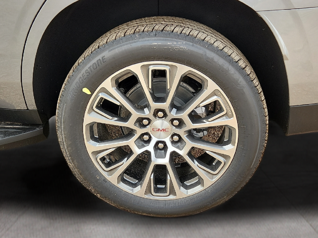 New 2026 GMC Yukon Denali AWD/4WD image 9