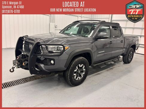 Used 2019 Toyota Tacoma TRD Off-Road w/ TRD Premium Off Road Package AWD/4WD image 15