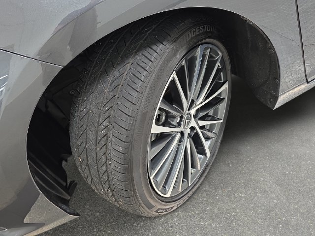 Used 2025 Lexus ES 350 w/ Premium Package FWD image 29