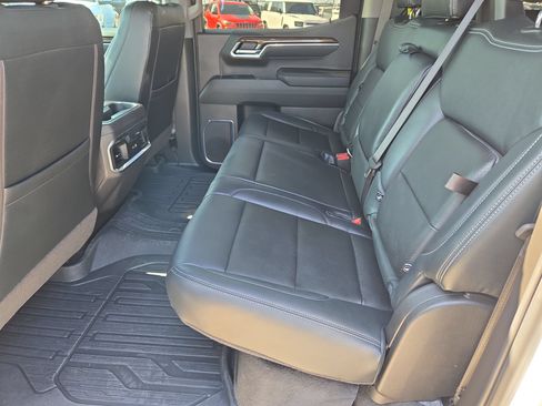 Used 2025 GMC Sierra 1500 Elevation w/ X31 Off-Road Package AWD/4WD image 13