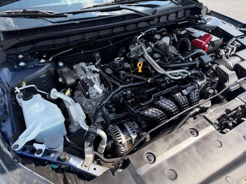 Used 2024 Nissan Altima 2.5 SR FWD image 5