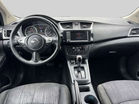 Used 2019 Nissan Sentra SV FWD image 9