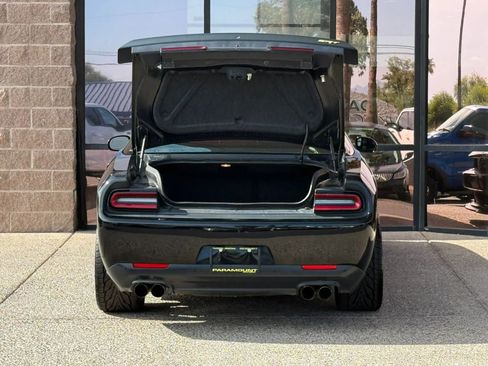 Used 2015 Dodge Challenger SRT Hellcat RWD image 30