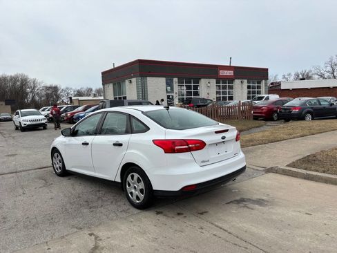 Used 2015 Ford Focus S image 14