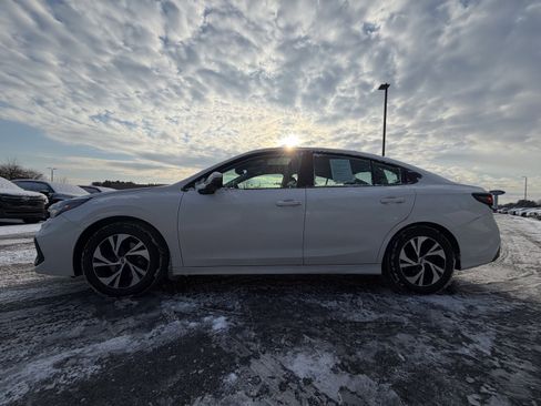 Used 2023 Subaru Legacy Premium image 8