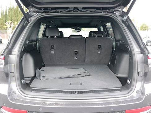 New 2026 Jeep Grand Cherokee Limited w/ MOPAR Finishing Package RWD image 33
