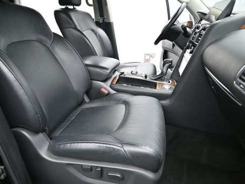 Used 2024 Nissan Armada SL w/ Captain's Chairs Package RWD image 7