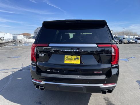 Used 2026 GMC Yukon Denali w/ Sun & Power Step Package image 5