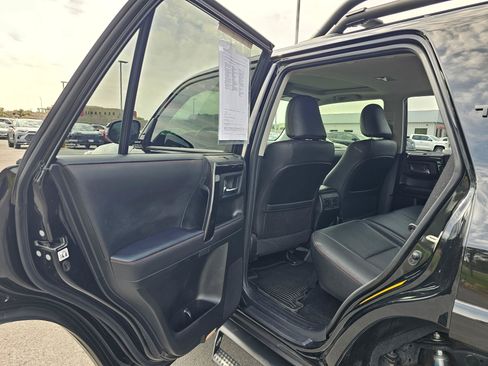 Used 2024 Toyota 4Runner TRD Off-Road Premium w/ TRD Black Wheel Package (TMS) AWD/4WD image 15