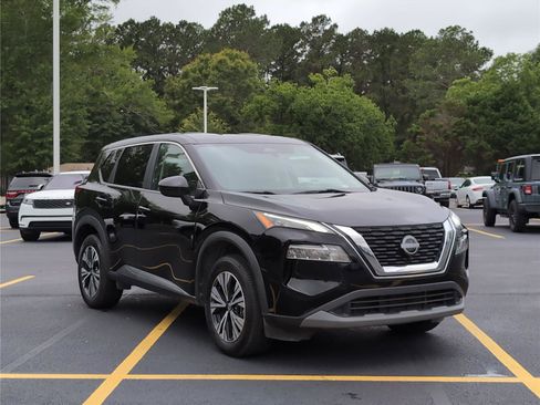 Used 2023 Nissan Rogue SV FWD image 9