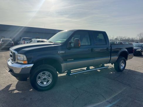 Used 2004 Ford F250 Lariat image 4