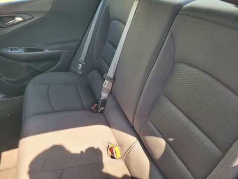Used 2025 Chevrolet Malibu RS FWD image 13