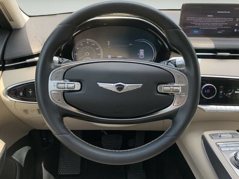 Used 2023 Genesis GV70 2.5T w/ Select Package AWD/4WD image 21