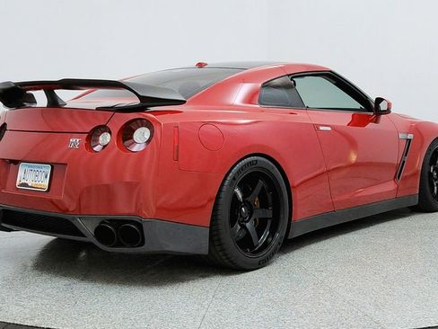 Used 2009 Nissan GT-R Premium image 5