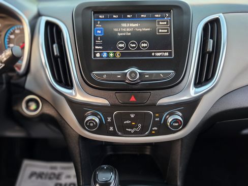 Used 2021 Chevrolet Equinox LS AWD/4WD image 29